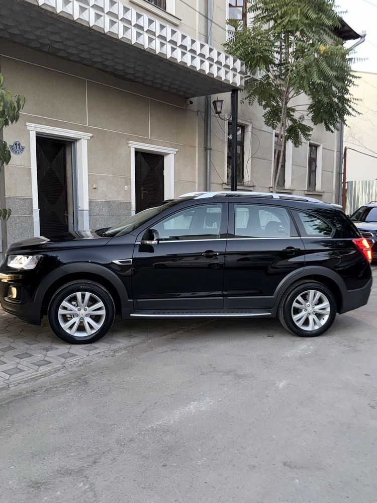 Chevrolet captiva 4