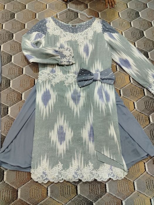 Chiroylik adras ko'ynek