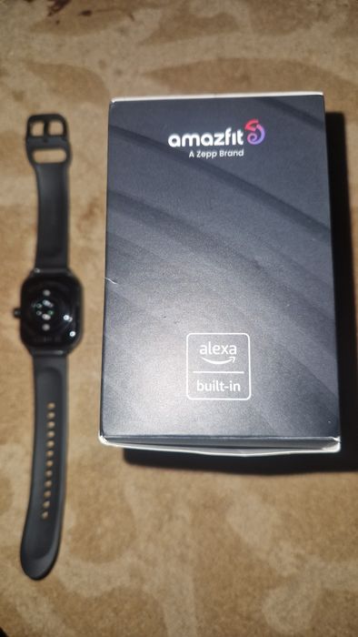 Часы продаётся! Модел: Amazfit GTS4