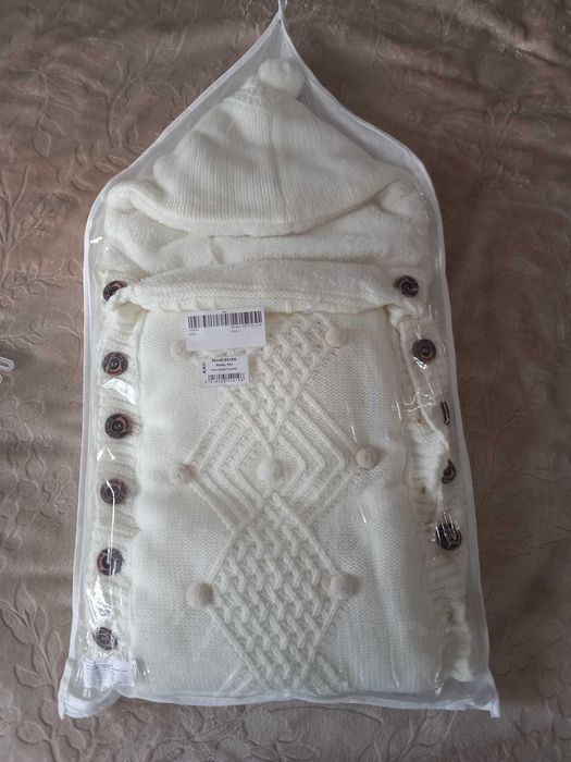 Порт за бебе с плетиво