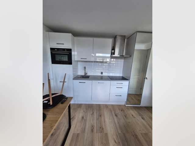 Дава се под наем Двустаен апартамент в София, Център - 65 кв.м за 397.8 € - Снимка #1