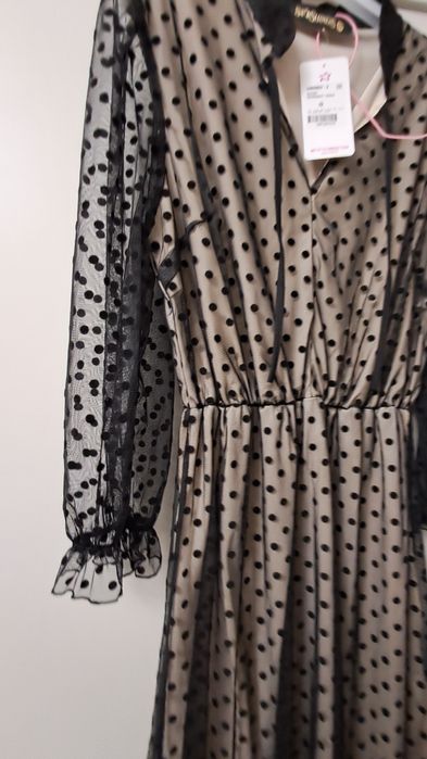 Rochie Starshiners nouă cu etichetă