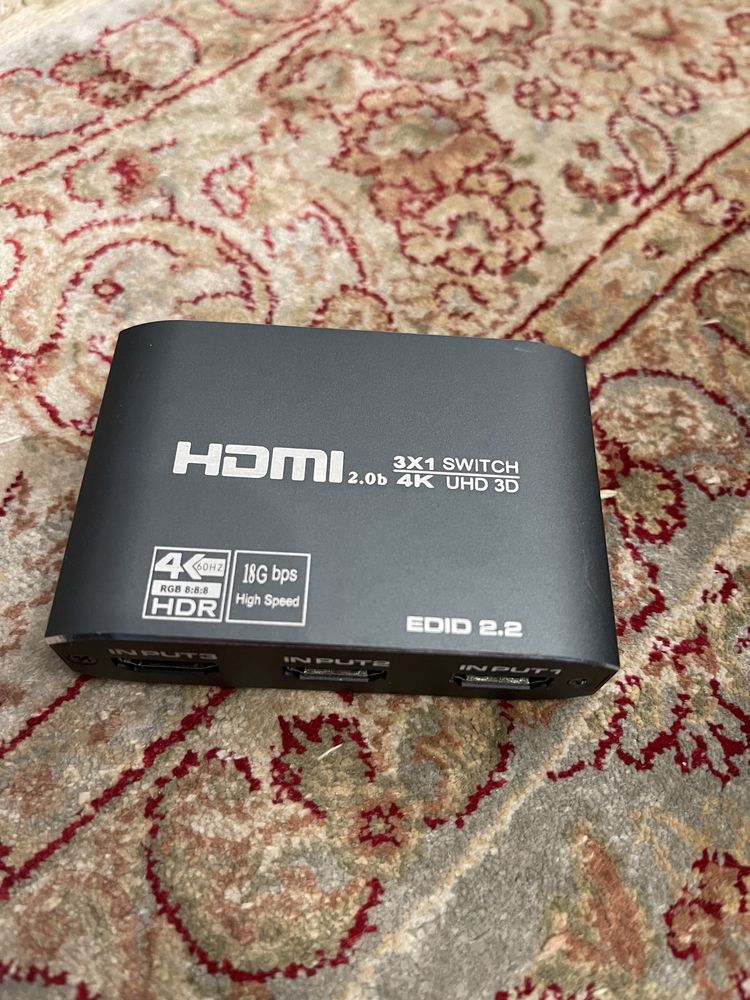 KVM HDMI 2x1 si splitter HDMI