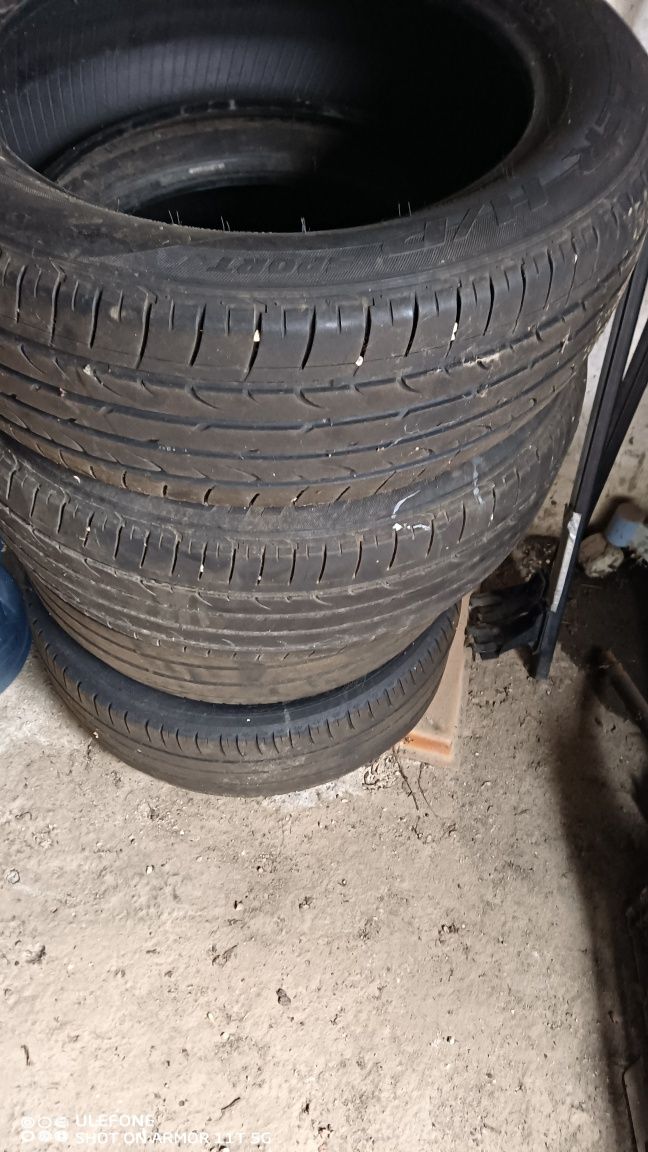 Bridgestone 225/55R18