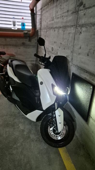Vând Yamaha NMAX 125 NOU