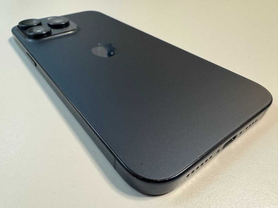  Apple / iPhone 15 Pro Max / 256 Gb / Blue Titanium