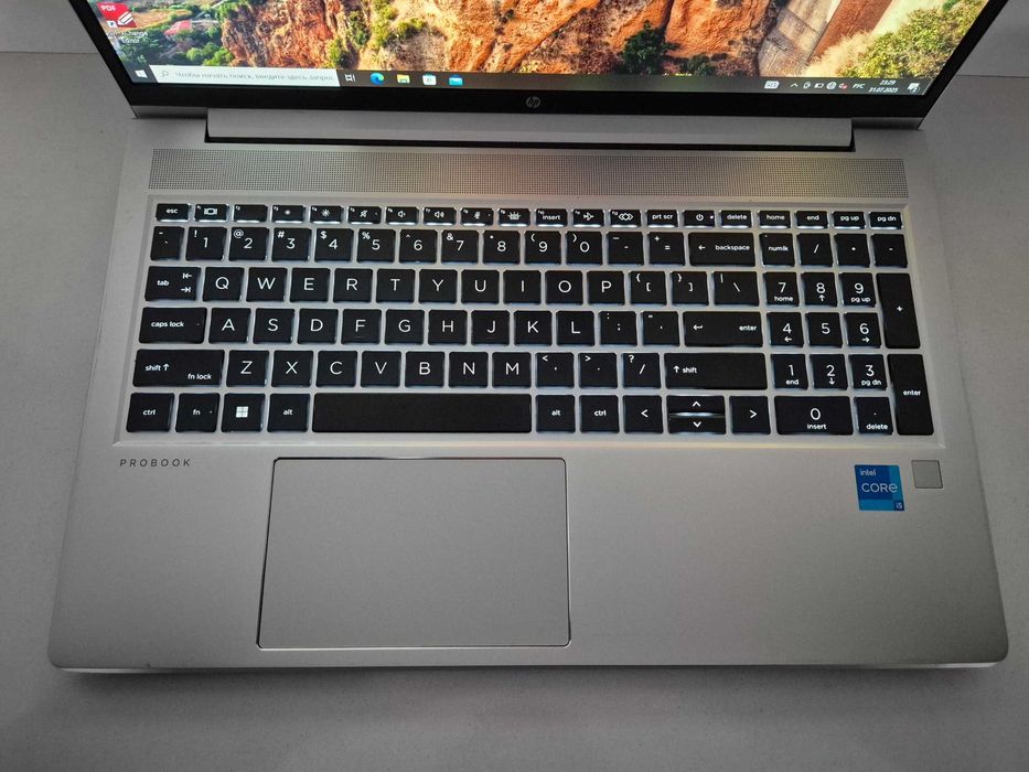 Narxi: 269$ HP Core i5 1135G7 8/256GB M.2 NVMe 15.6 Ekran