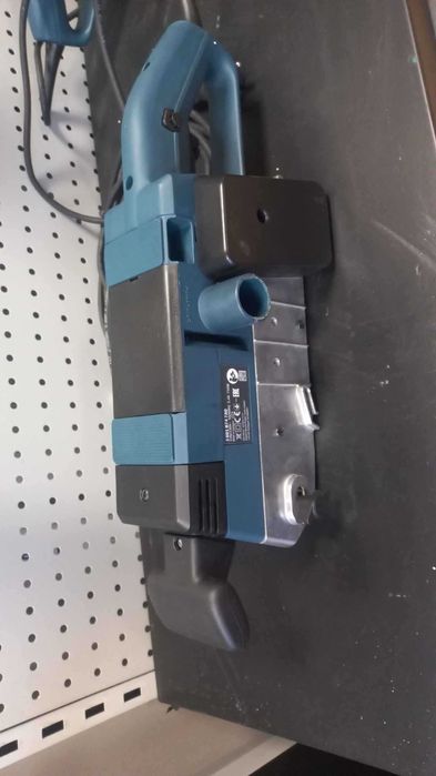 RESIGILAT Slefuitor cu banda Bosch GBS 75AE