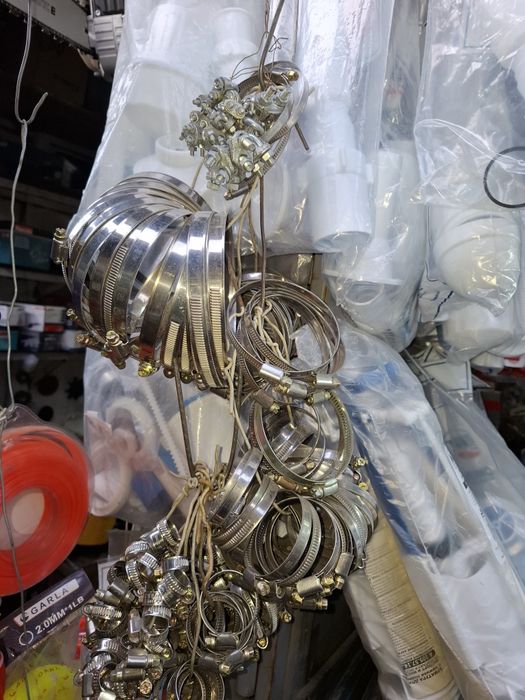 Хомуты   червячные.