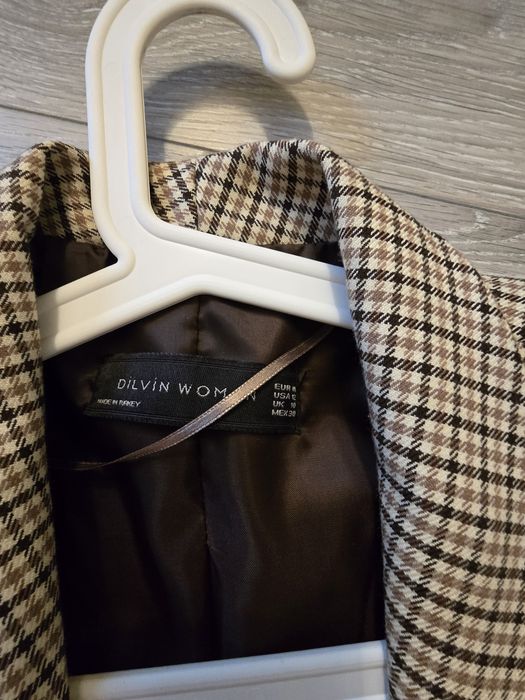 Карирано дамско сако