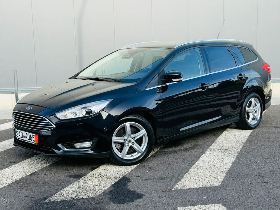 Ford Focus 1.5Benzina/Full-Full-Full-Full