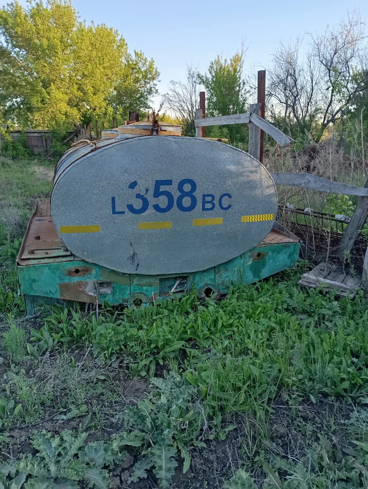 Продам,бочку две секции