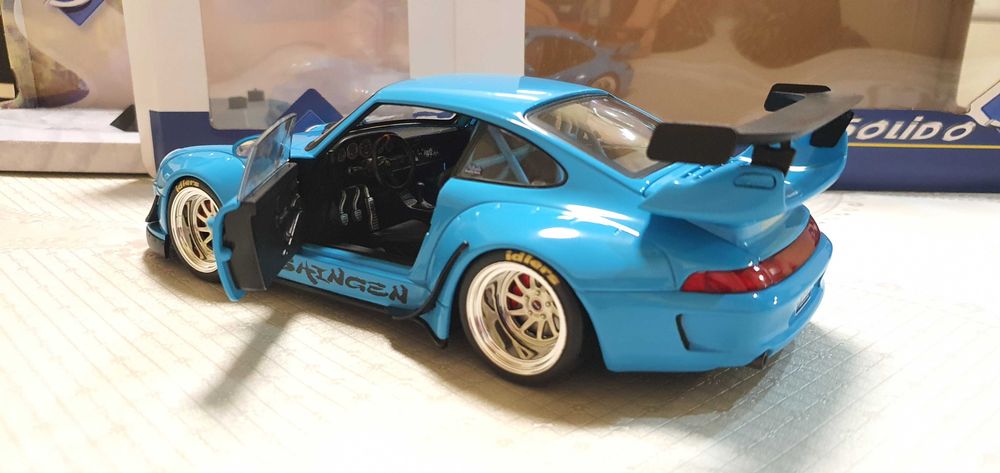 Machetă Porsche 993 RWB 1/18