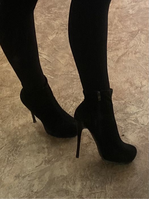 Ботильоны зимние на высоком каблуке и платформе