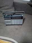 Vind radio casetofon telefunken ca nou