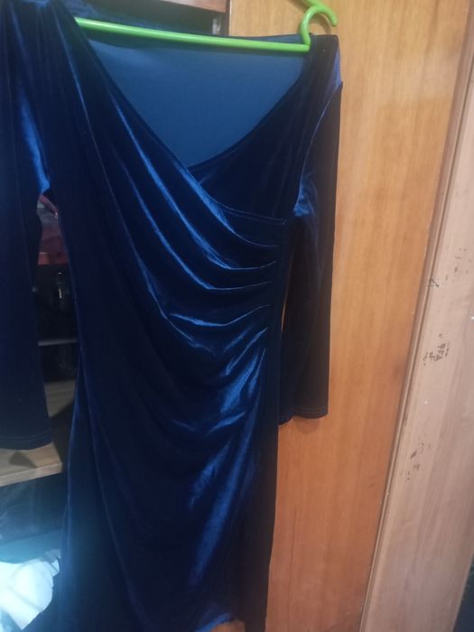 Продам новая женское платье