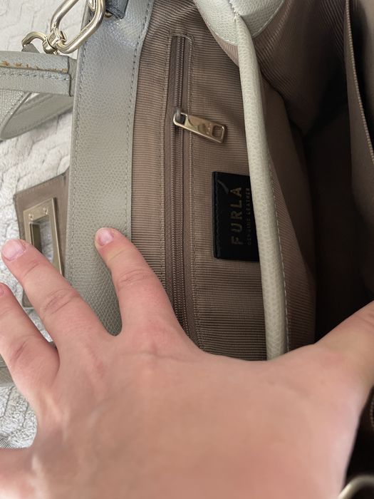 Furla de piele naturala