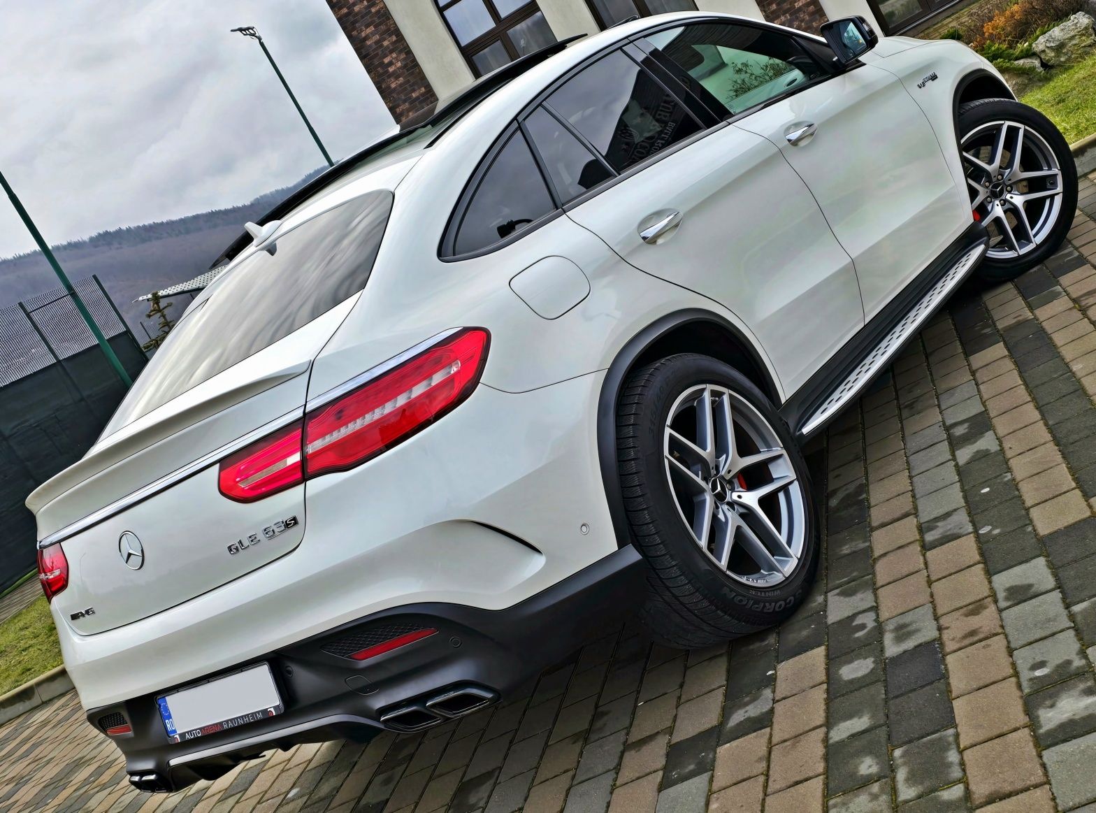 Mercedes GLE Coupe 63S AMG 5.5 V8 585cp 4Matic 7G-Tronic 2016 E6 Full