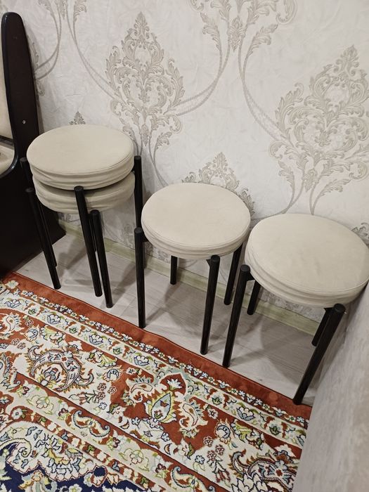 Продам табуретки