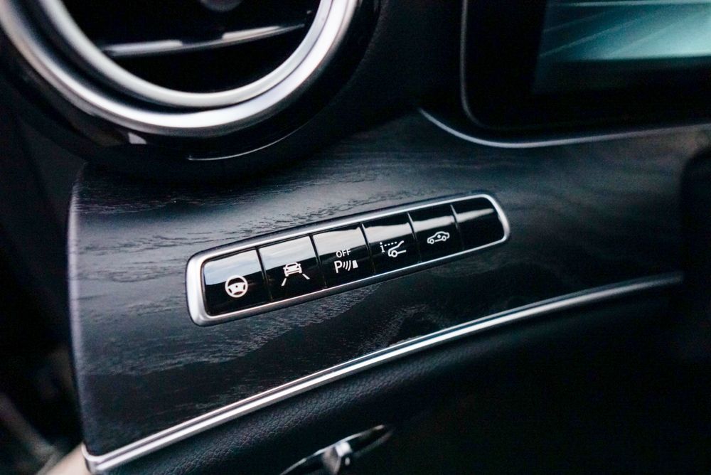 Mercedes-Benz E43 AMG 4Matic 9G-TRONIC