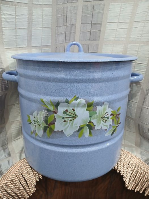 Кастрюля эмаллированная 12 литров