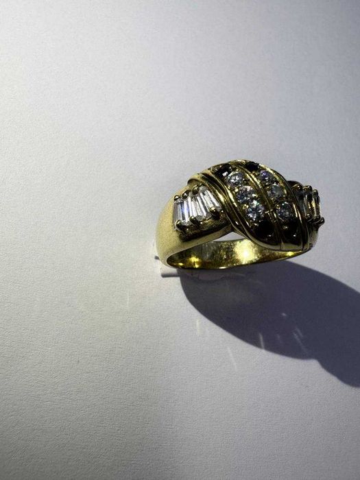 inel deosebit (efn) StarAmanet