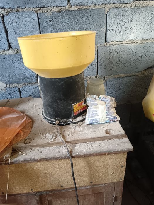 Дробилка мини 220в