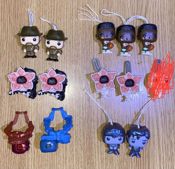 Vand/schimb figurine Kinder Stranger Things