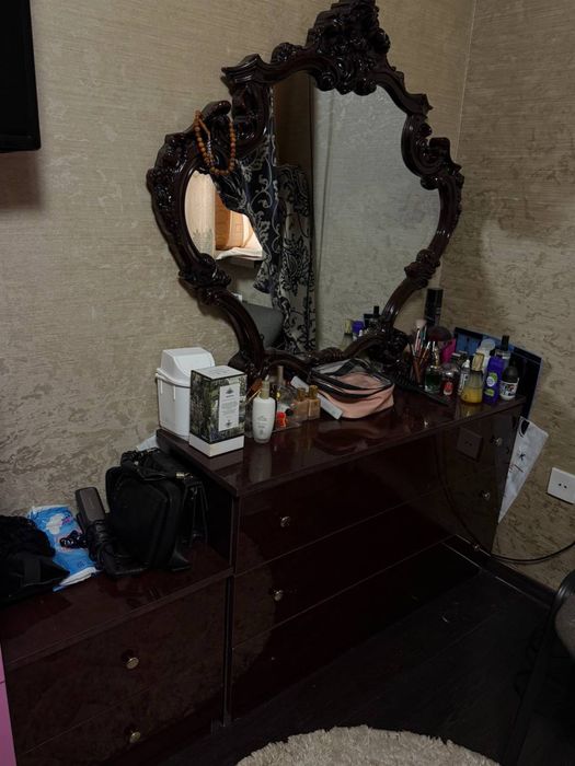 Мебель дубай 20 лет назад куплена в отличном состоянии, продаю