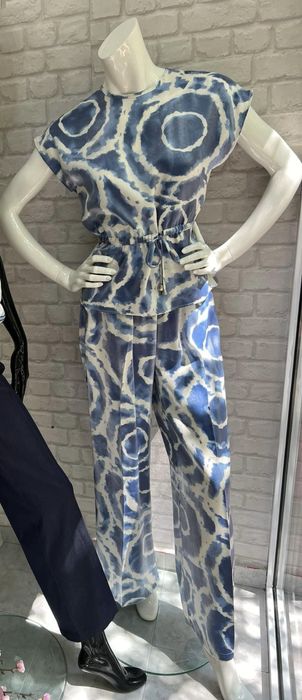 Разпродажба!!!Сатенен летен спортно-елегантен сет нов