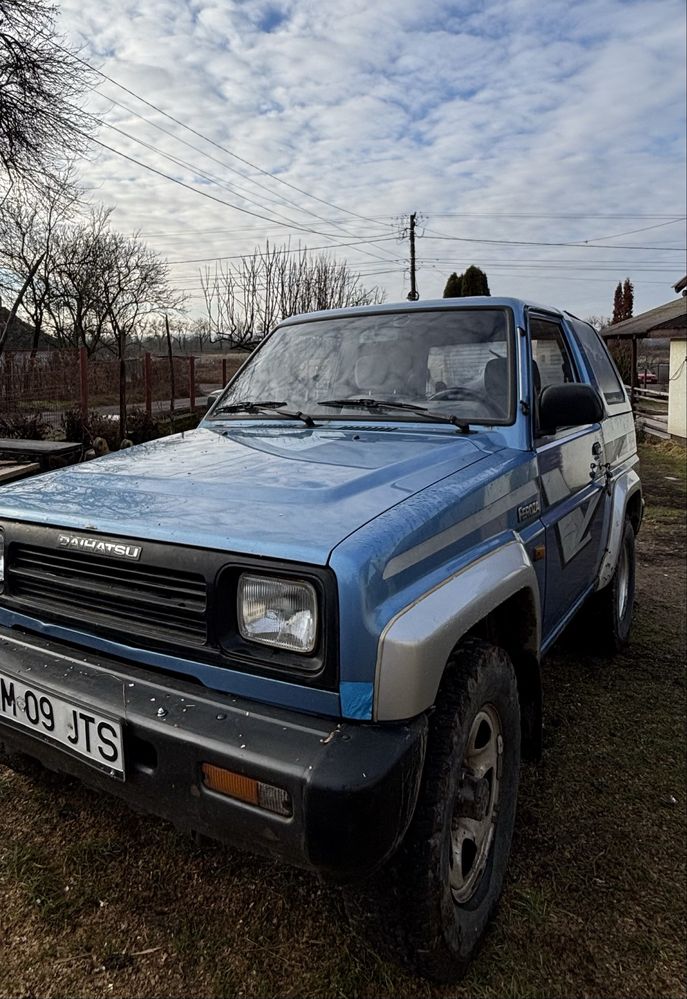Vand Daihatsu Feroza