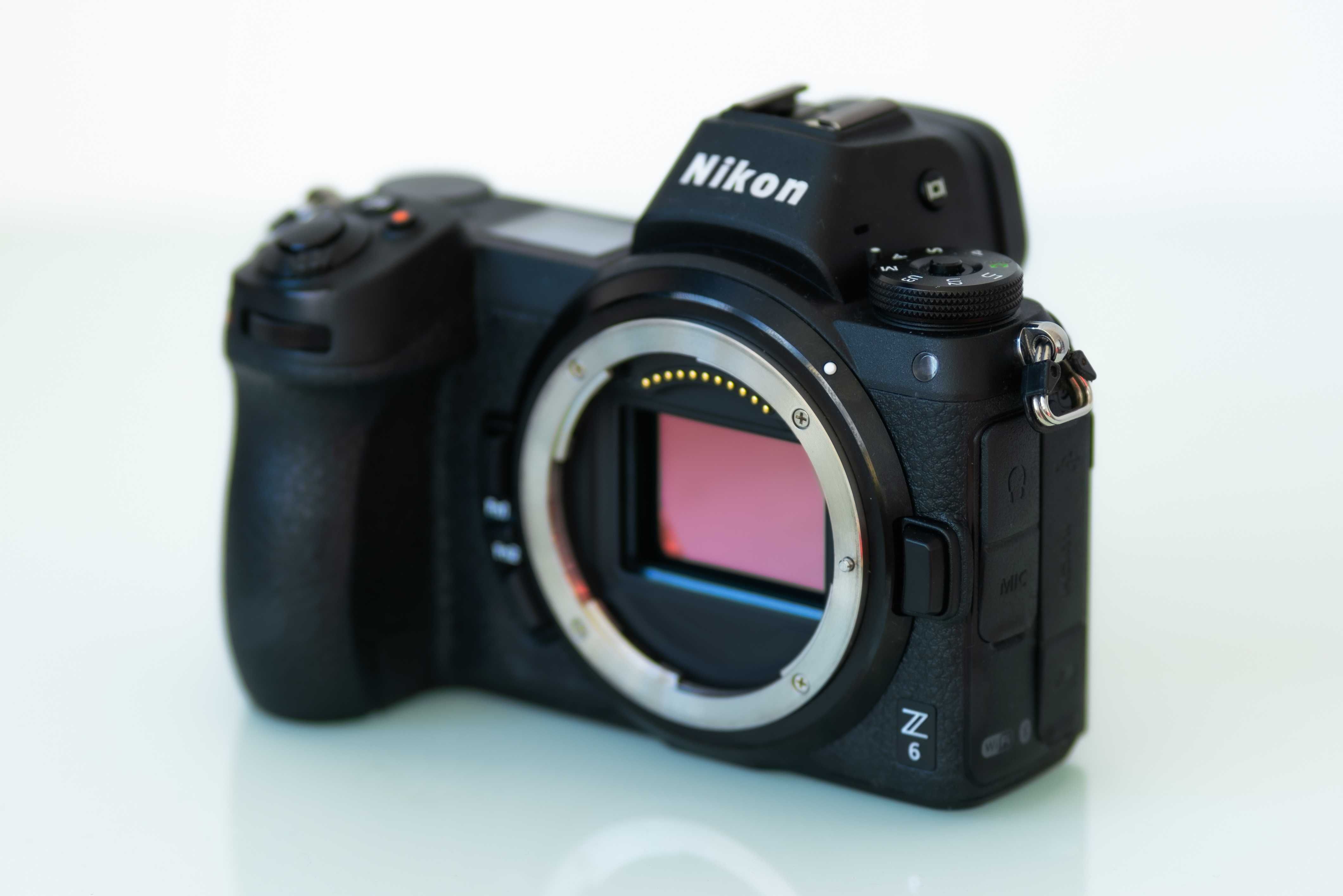 Nikon Z6 mirrorless - 4 mii de cadre FullBOX