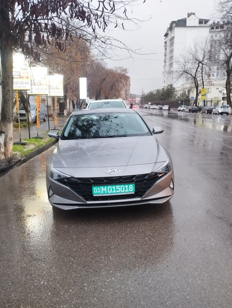 Продам Hyundai Elantra