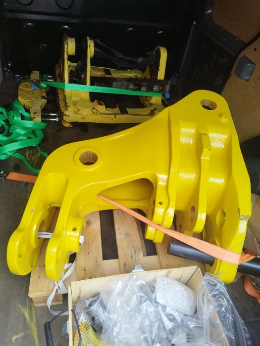 Rotire kingpost buldoexcavator
