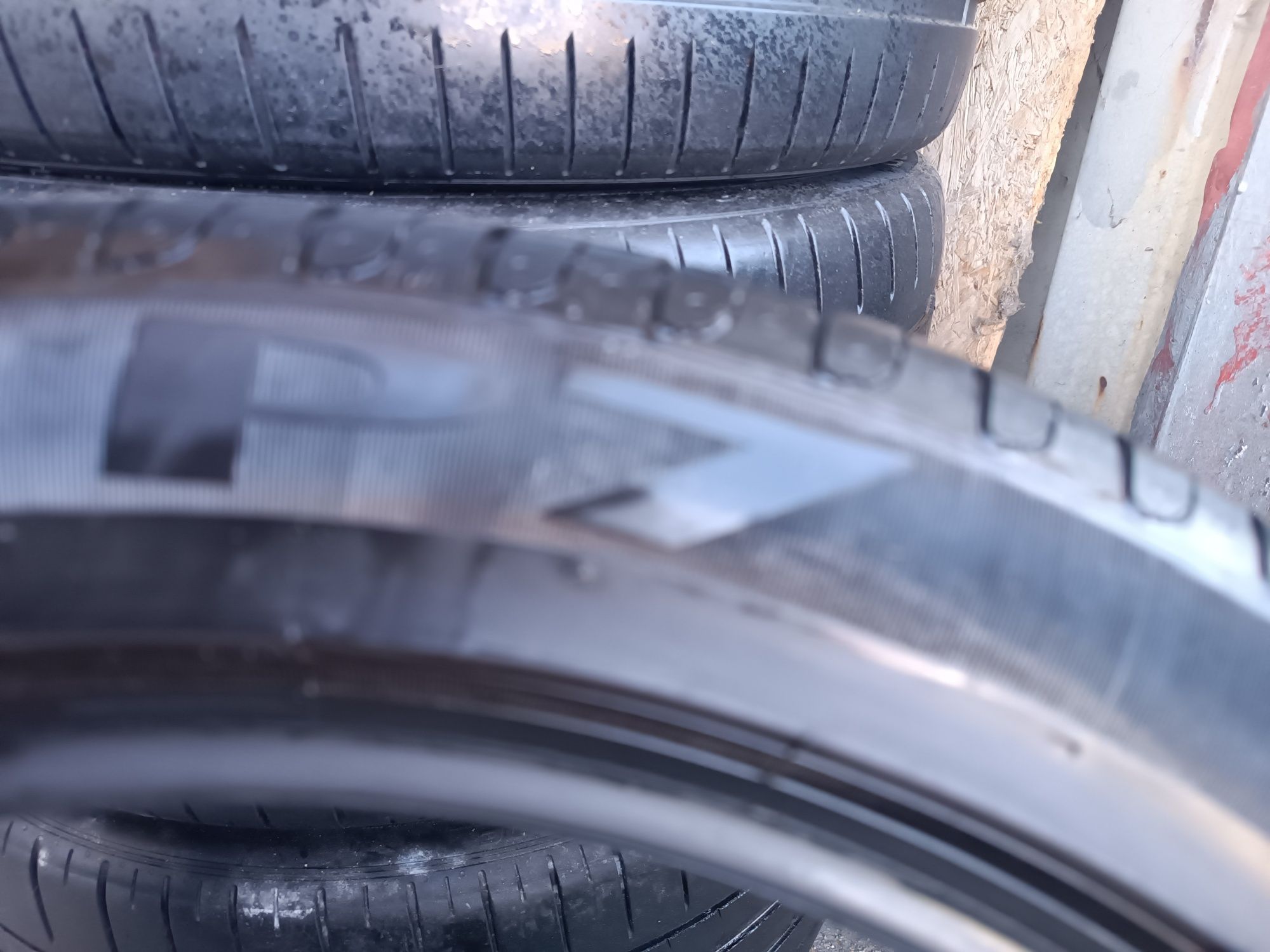 225/45/18 Pirelli