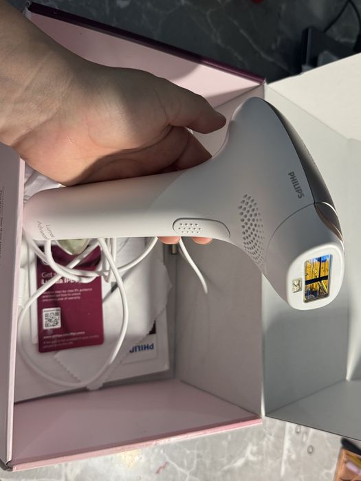 Philips Lumea Advanced IPL – Epilator definitiv nou, nefolosit