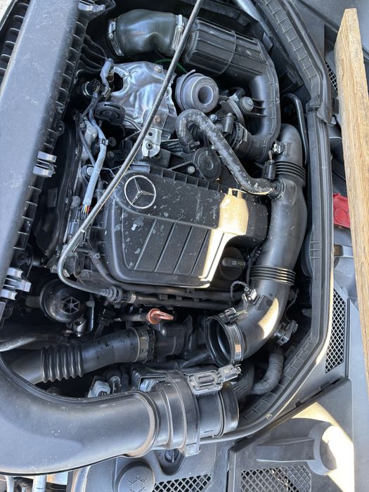 Mercedes c200 w205  avariat in partea fata. NU SE VINDE PE PIESE