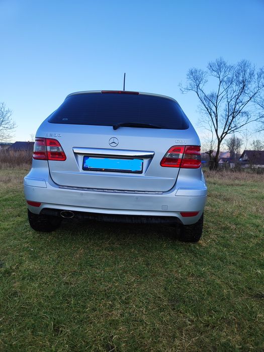 Mercedes Benz clasa B 200