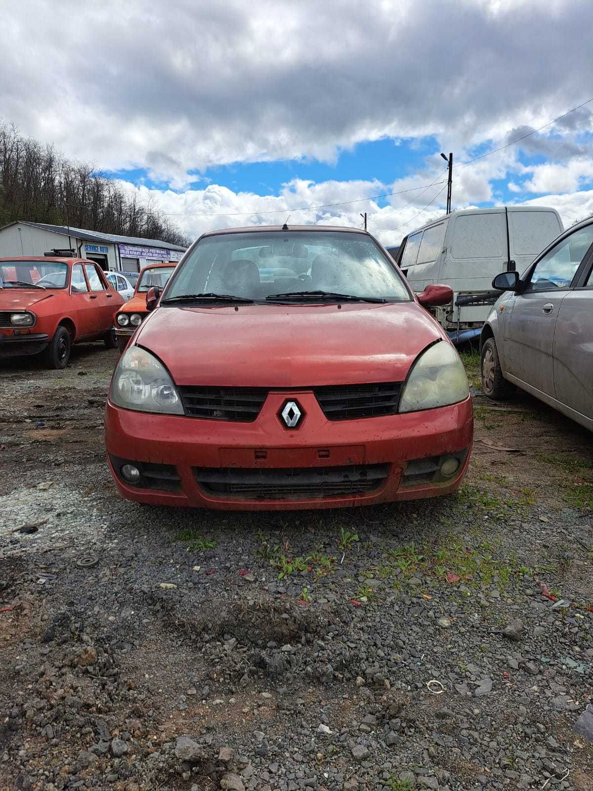 Dezmembrez Renault Symbol 1.5 DCI an fabricație 2007