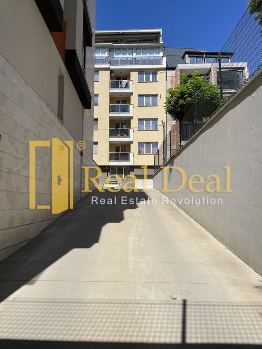 Дава се под наем Гараж / Паркомясто в София, Кръстова вада - 19 кв.м за 125 € - Снимка #4