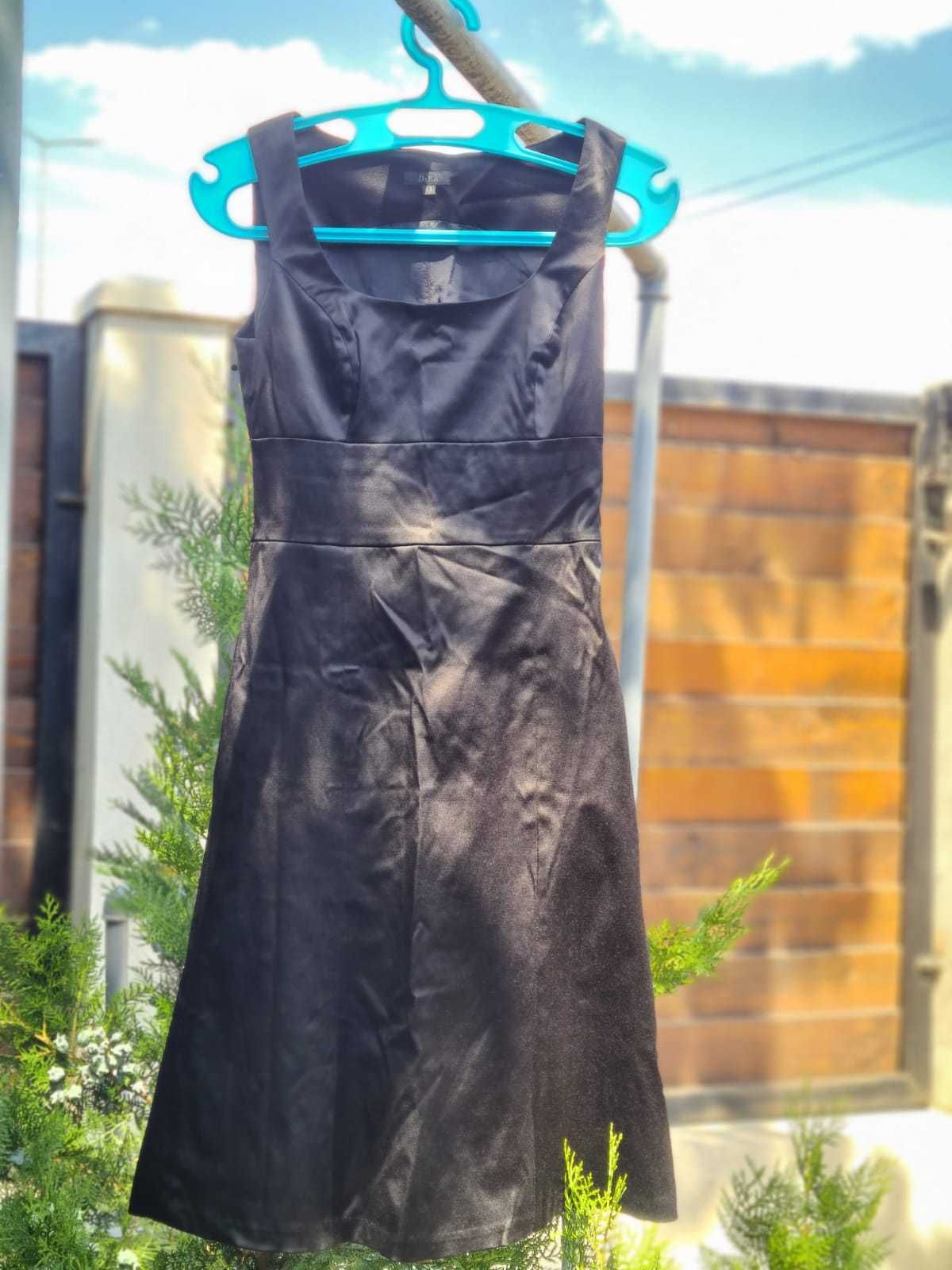 Rochie Dika XS neagra