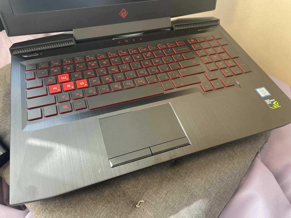 Лаптоп HP OMEN 7265 15 Инча