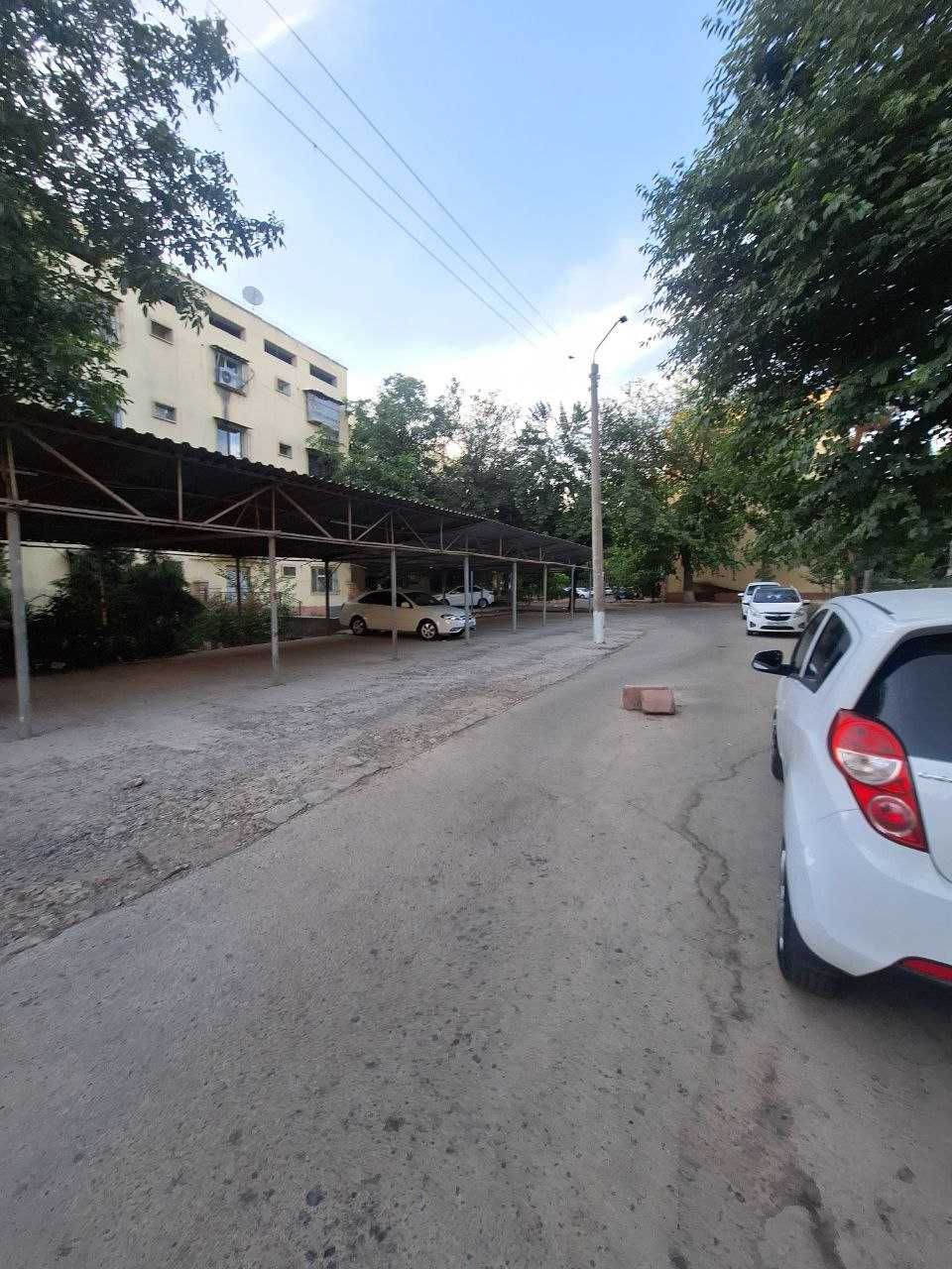 3 хонали квартира сотилади Чилонзор Алгоритм  65м2 1чи этаж