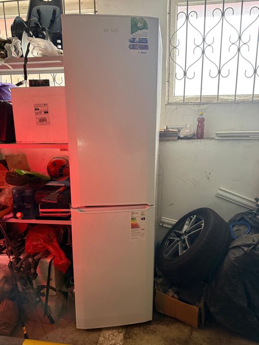 продам холодильник