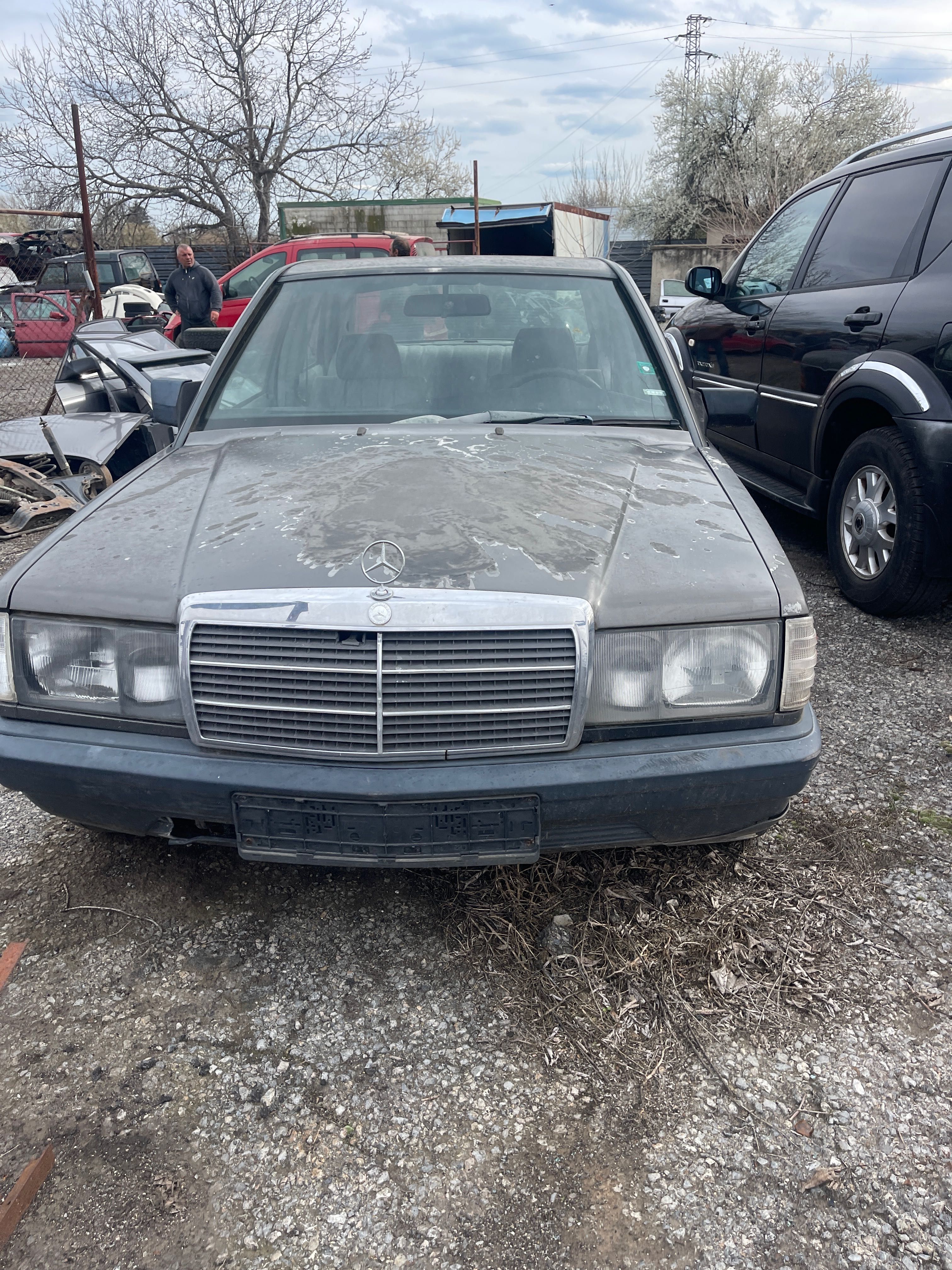 Mercedes benz 190 на части