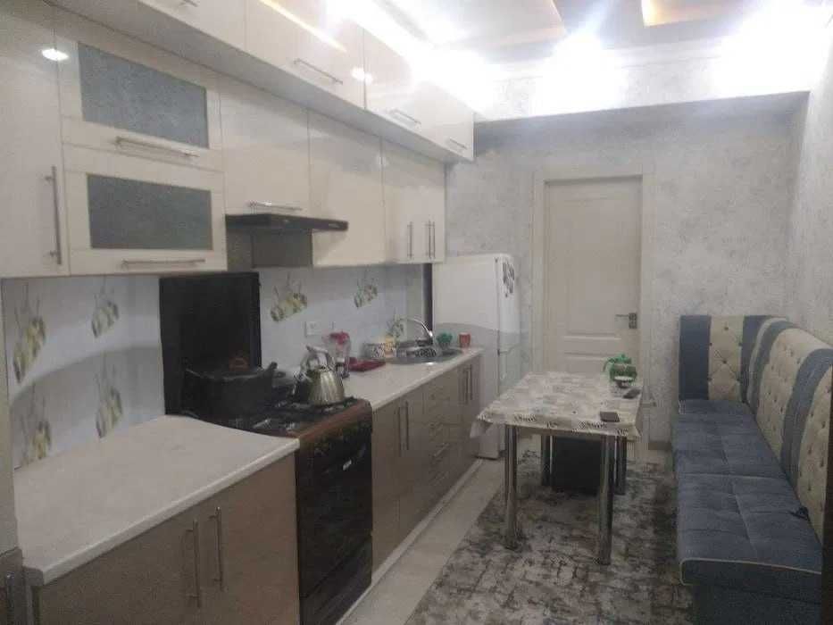 СРОЧНО !! Продается квартира в Яшнабаде 3/7/9 ( 70 кв/м ) Асалабад 2