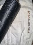BCBG maxarzia сатенен клъч