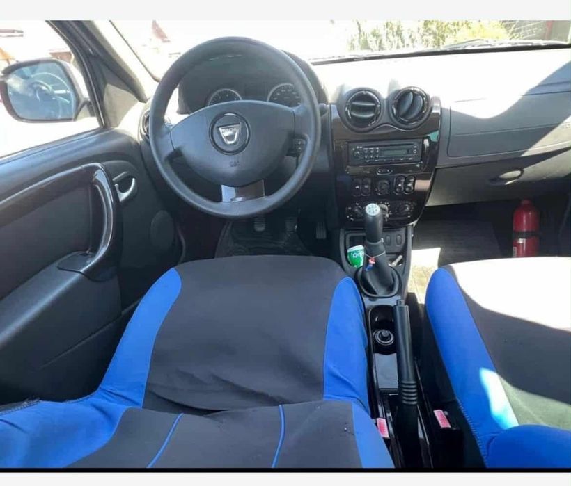 Dacia Dastar, an fabricație 2011,2x4