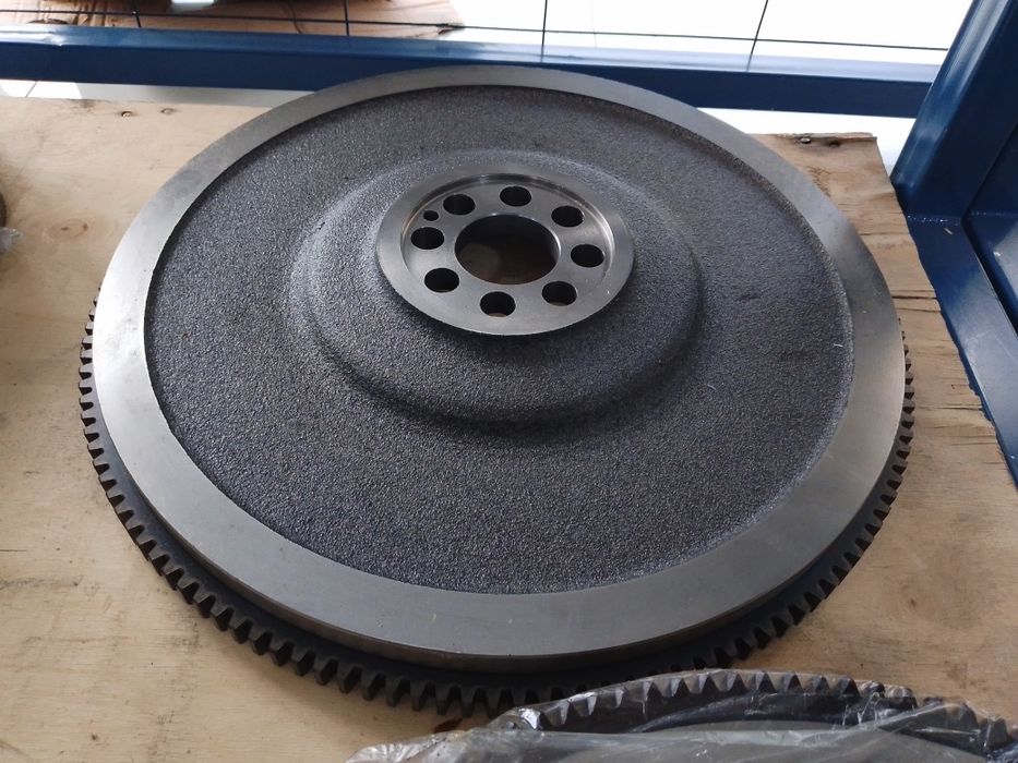 Маховик 4HF1 Isuzu NQR71, NP37