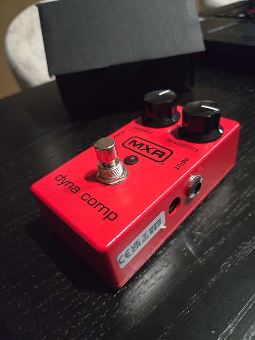 Продам педаль эффектов MXR dyna comp